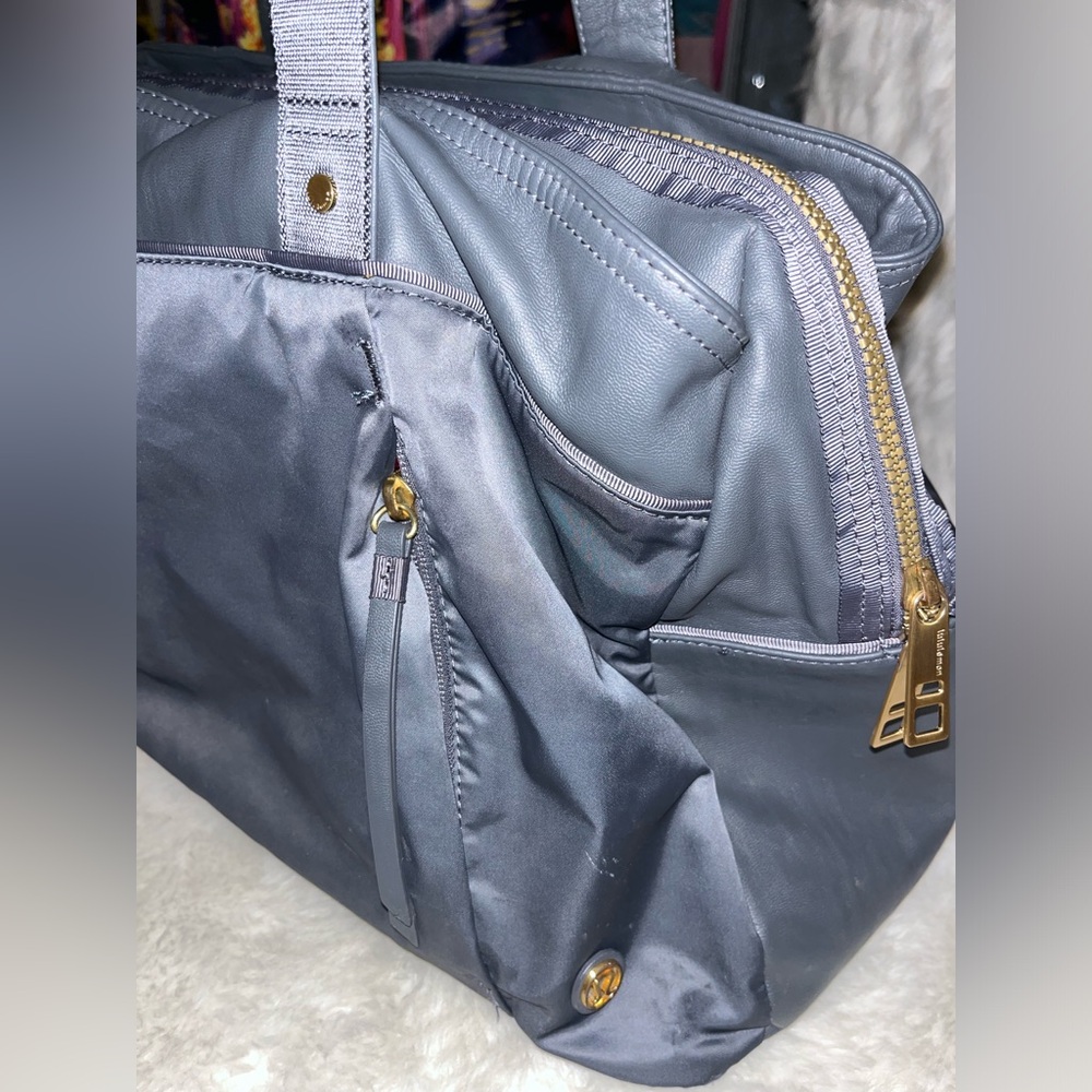 Lulu Lemon duffle bag